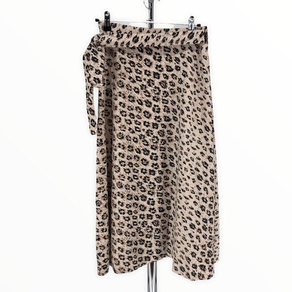 Joie Collen A-Line Leopard Print Linen Wrap Midi Skirt in Cappuccino - Picture 10 of 13